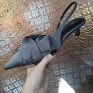 Zara Nwot Gray Satin Slingback Kitten Heels